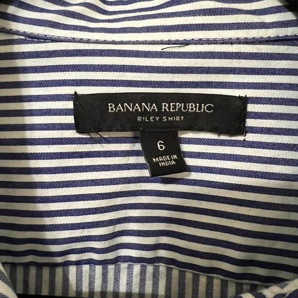 Banana Republic Riley Button Up Shirt - Picture 3 of 3